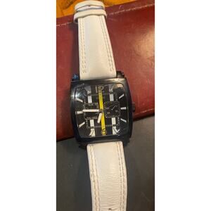 Unisex 40mm Guess Steel Multifunction Watch, I11542G1